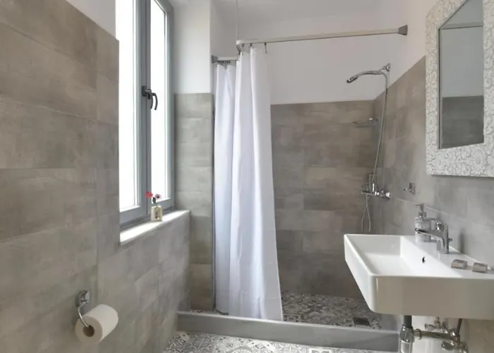 Penzion Oisyra Ermupoli