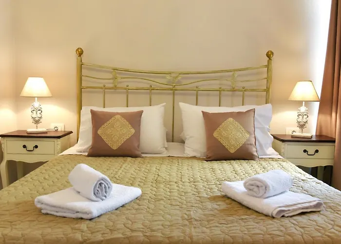 Konukevi Oisyra Ermoupoli